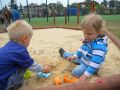 Utworzenie placu zabaw dla dzieci w sołectwie Brzezinka, poprzez zakup i montaż wyposażenia
